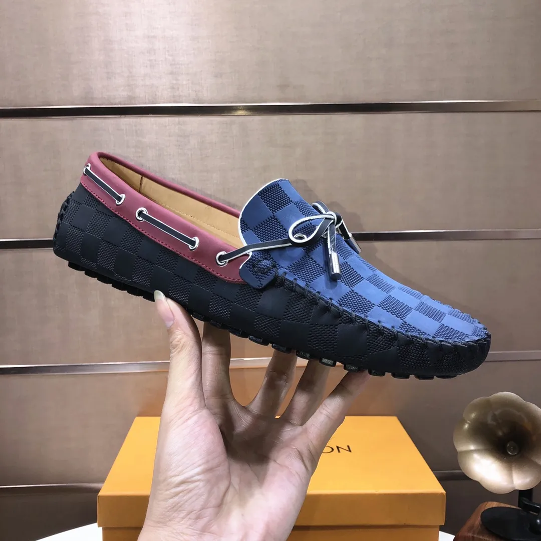Men's men's shoes 💰420💰 [LV Doudou shoes] (water-dyed cowhide lining) new model is on the market, available on the official website. The new Doudou shoes are processed into single-color materials, and the uppers are made of imported cowhide material. The body of the shoe is fully hemmed with mark thread, and is lined with imported original cowhide leather. The elegant shoe shape is super suitable for all-matching, and the size is 38-44.